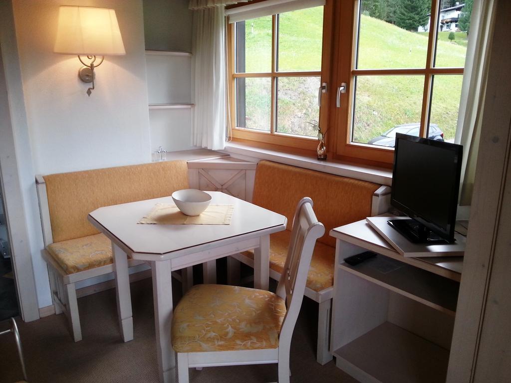Haus Auer Daire Jerzens Oda fotoğraf